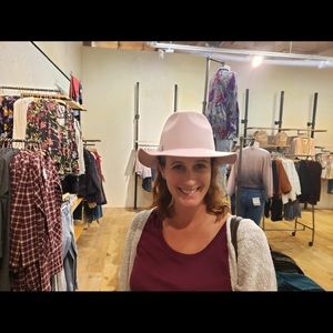 Meet your Posher, Andrea